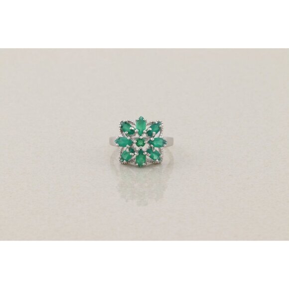 Sterling Silver Natural Green Onyx Flower Ring Size 7 3/4 - Picture 8 of 8